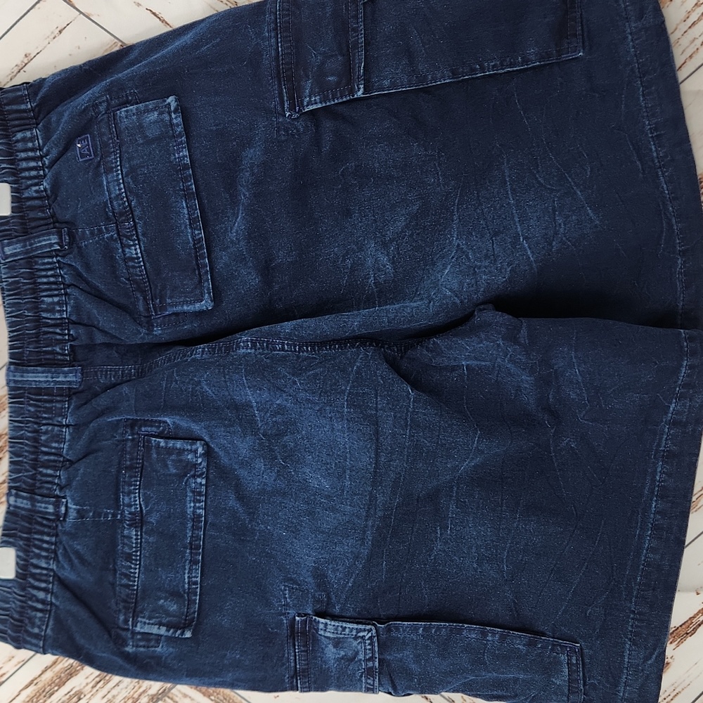 American Eagle Cargo Jean Shorts - Picture 4 of 7
